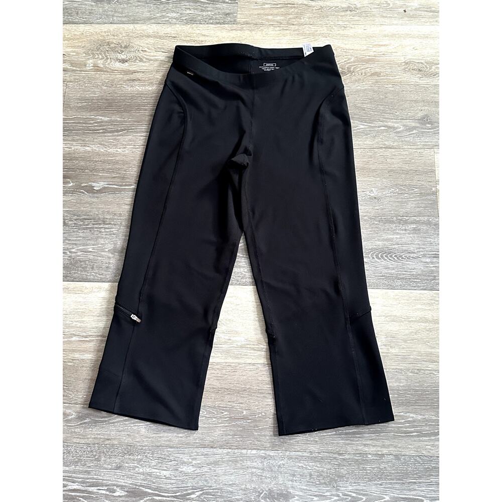 GAP Body Sport Capri Leggings Small Black